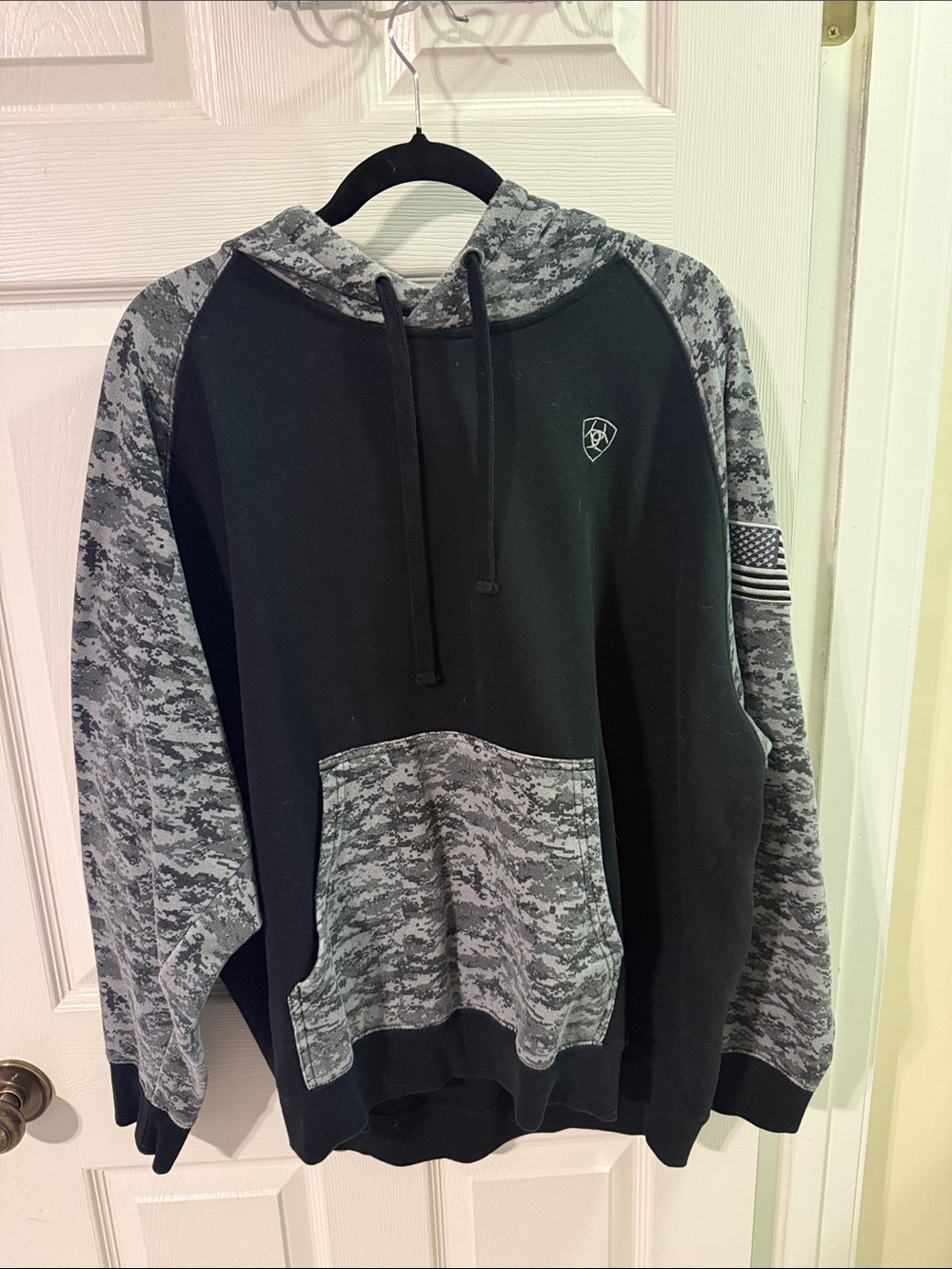 Ariat Black Hoodie with Gray Camo Sleeves